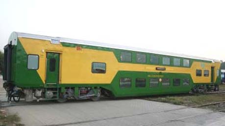 india-double-decker-train